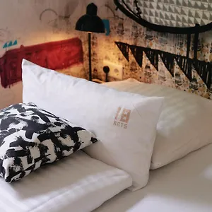 Hotel 18arts