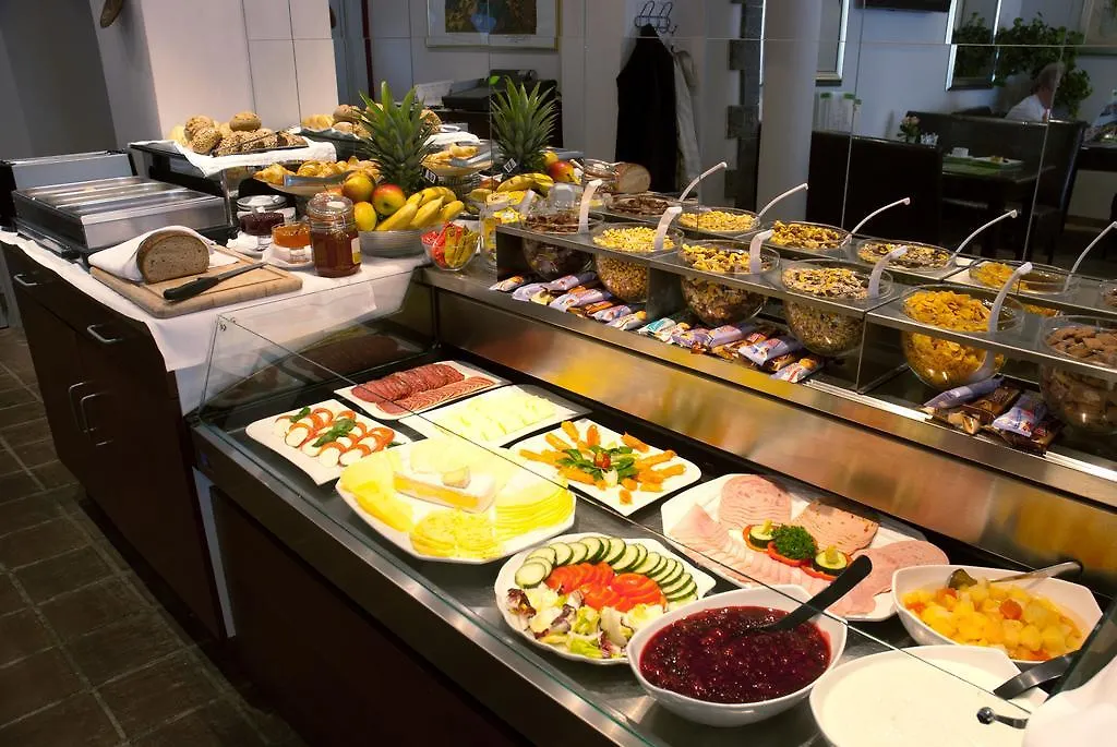 Hotel Altera Pars Köln 3*,